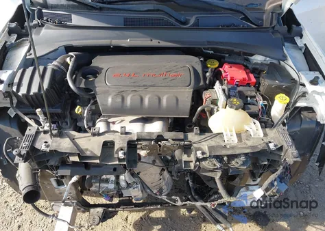 2019 Jeep Compass Latitude 4X4 from USA, damaged, VIN 3C4NJDBB8KT594156